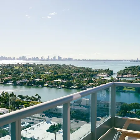 Monte Carlo Miami Beach Room photo