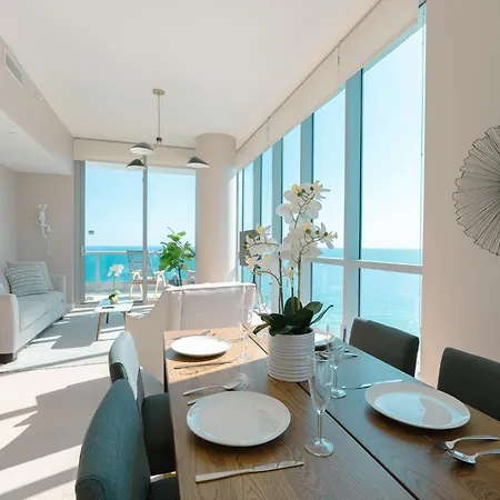 Monte Carlo Miami Beach Room photo