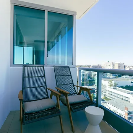 Monte Carlo Miami Beach Room photo