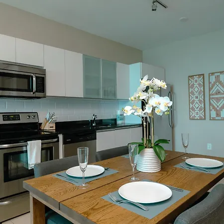 Monte Carlo Miami Beach Room photo
