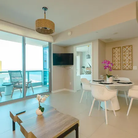 Monte Carlo Miami Beach Room photo